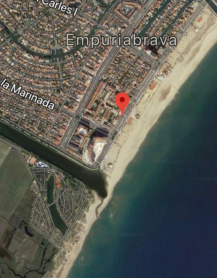 Edifici Valeria Appartement Empuriabrava Buitenkant foto