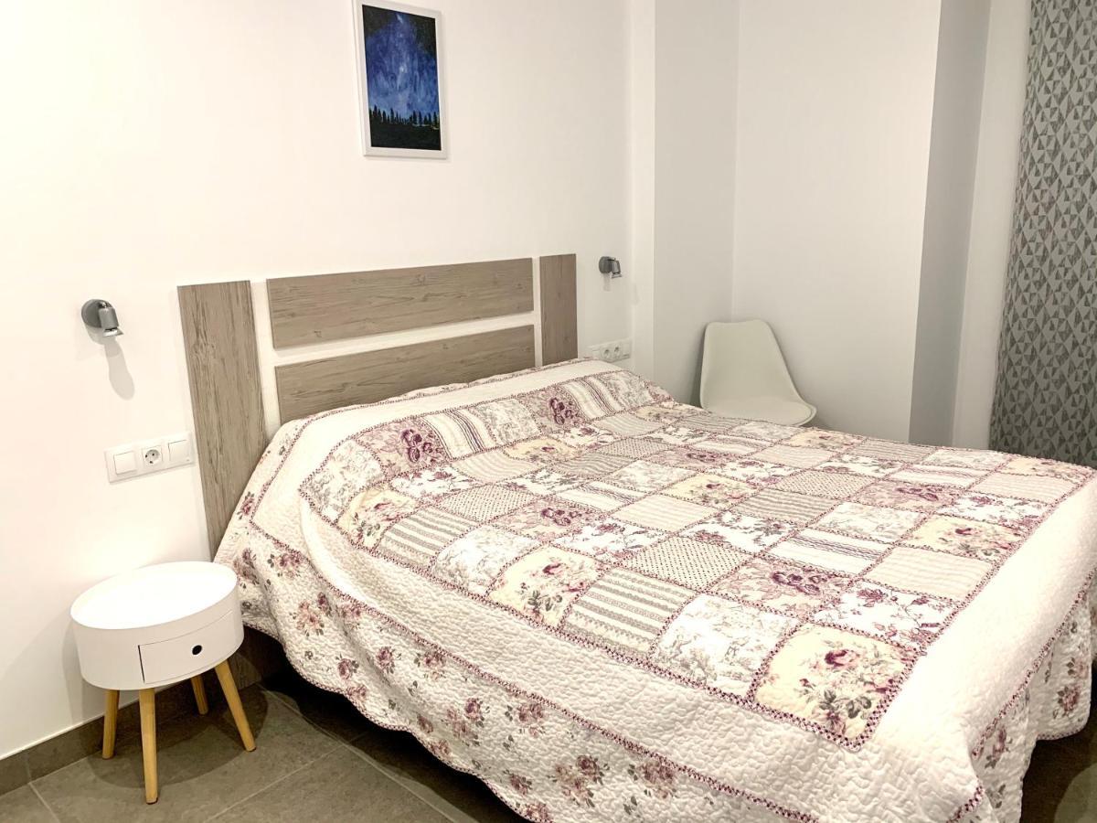 Edifici Valeria Appartement Empuriabrava Buitenkant foto